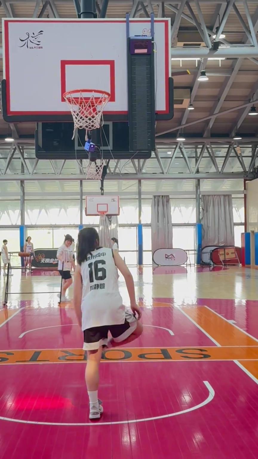 所以，你能摸高多少？